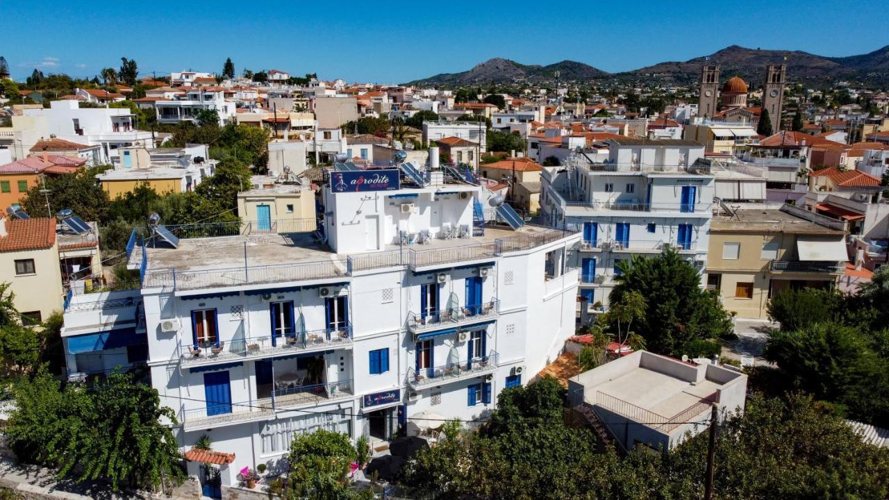 Aphrodite Art Hotel Aegina エクステリア 写真
