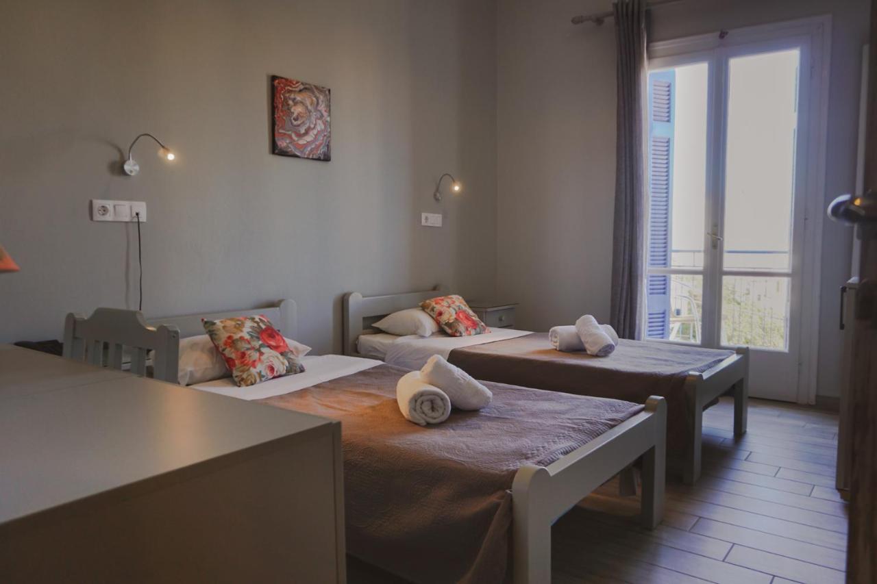 Aphrodite Art Hotel Aegina エクステリア 写真