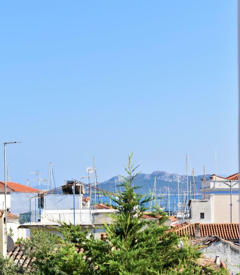 Aphrodite Art Hotel Aegina エクステリア 写真